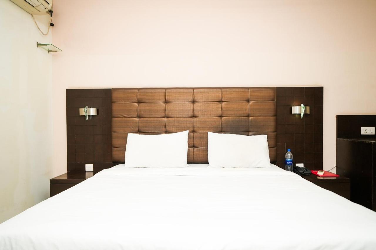Stay Well Hotels & Homes Gurgaon Eksteriør billede