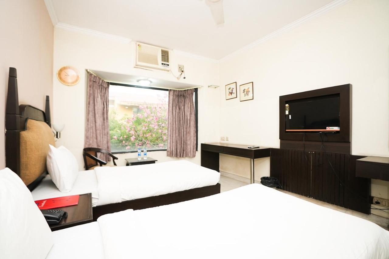 Stay Well Hotels & Homes Gurgaon Eksteriør billede
