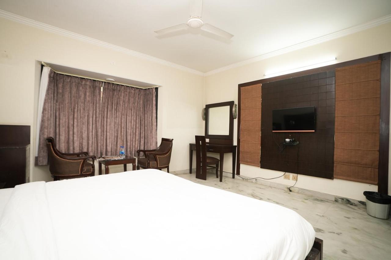 Stay Well Hotels & Homes Gurgaon Eksteriør billede